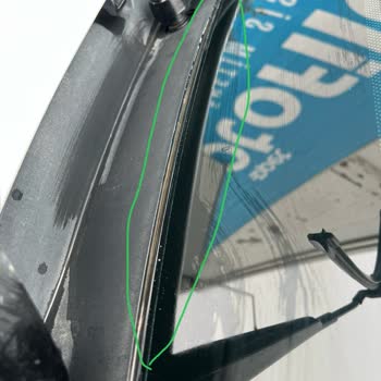 Cam Değişiminde Derin Çizikler Ve Hatalı Montaj