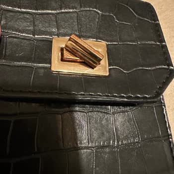 Kalitesiz Ürün Ve Güvensizlik