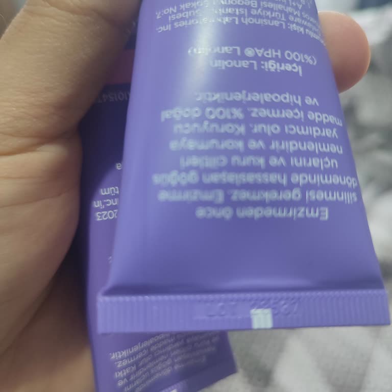 Lansinoh Kremi Fayda Sağlamıyor, Son Kullanma Tarihi Mi Geçti?