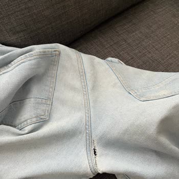 Mavi Kalitesiz Pantolon: Güven Sarsan Deneyim