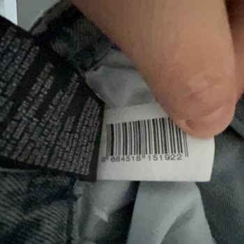 Mavi Jeans Kot Pantolonların Dayanıklılığı Sorunu