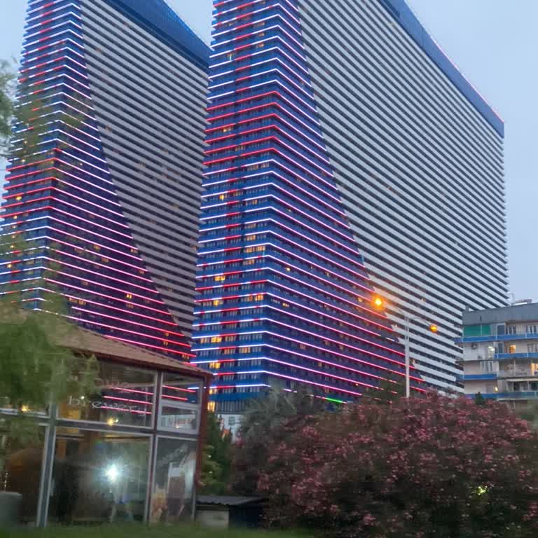 Unklare Buchung über Booking.com für Orbi City in Batumi während der Feiertage