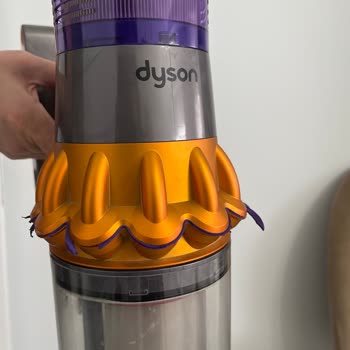 Dyson V15 Süpürge Ve Müşteri Hizmetleri Sorunu