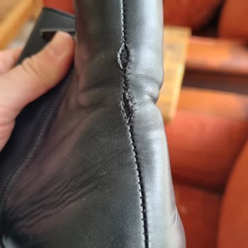 Tamer Tanca Kalitesiz Dikişler Ve Yetersiz Müşteri Hizmeti