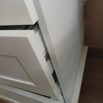 Bebek Mobilyasında Üretim Hatası Ve İlgisizlik