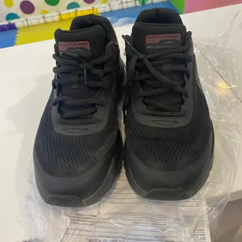 Skechers Ayakkabı Tabanları İki Ayda Yırtıldı!
