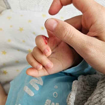 Yanlış Ürün Ve Güvenlik Sorunu: Bebeğimin Parmakları Tehlikede