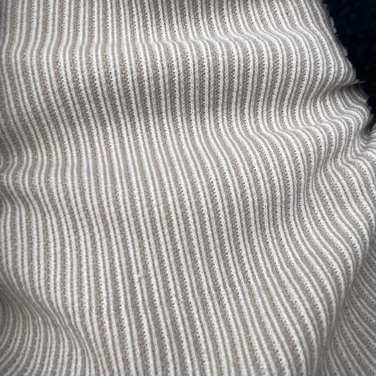 Üründe Tüylenme Ve Dikiş Problemi