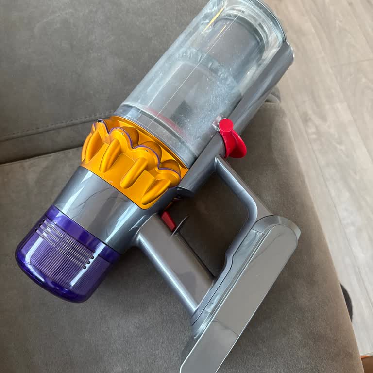 Dyson Dikey Süpürge Batarya Sorunu Ve Stok Problemi