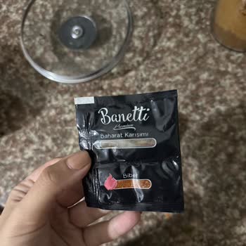 Eksik Baharat Paketi İle Hayal Kırıklığı Yaşatan Noodle Deneyimi