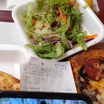 AVM'de Yetersiz Hizmet Ve Kalitesiz Yemek Deneyimi