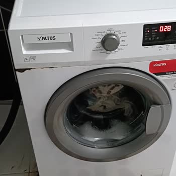Altus Çamaşır Makinesi Su Sızıntısı Sorunu