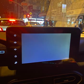 Sıfır Aracın Ekran Sorunu