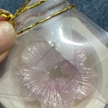 @mia_giftss Almış Olduğum Ürünler Eksik, Hasarlı Ve Kırık Olarak Gönderildi!