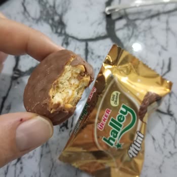 Isırılmış Ve Bayat Halley Mini Skandalı