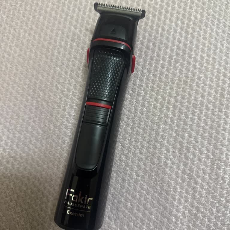 Şarj Kablosu Eksikliği Nedeniyle Kullanılamayan Tıraş Makinesi