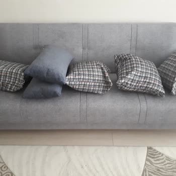 Nevşehir'deki Mobilya Mağazasından Aldığım Kanepe Yastıkları Sorunu