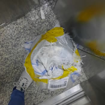 Yanlış Kargo Ve Kötü Koku Şoku