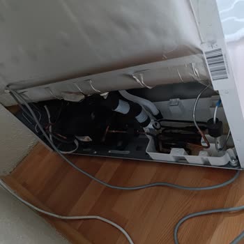 Arçelik Buzdolabının Eksik Koruma Izgarası Sorunu