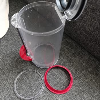 Dyson V15 Süpürge Hazne Sorunu: Lastik Ve Conta Yerine Takılmıyor