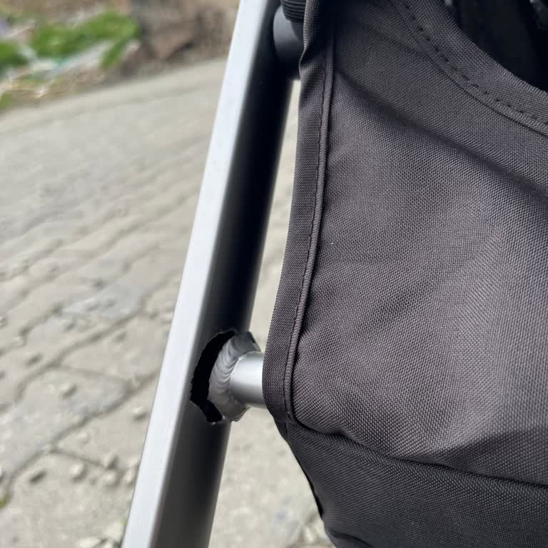 Bebek Arabasında Hayal Kırıklığı: Garantili Ürün, Ekstra Ücret Talebi