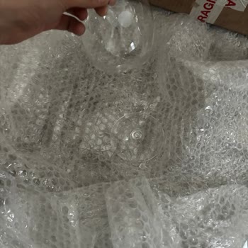 Kırık Kadehler Ve İlgisiz Müşteri Hizmeti