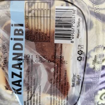 Kazandibi Tatlısında Ölü Sinek Şoku