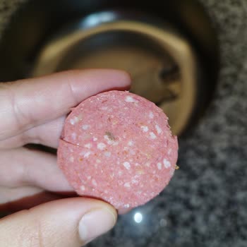 Tombik Sucukta Şok Edici Kıl Problemi