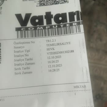 Lenovo Laptop Menteşe Sorunu