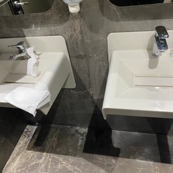 Şişli Kolan Hastanesi Tuvalet Temizliği Sorunu