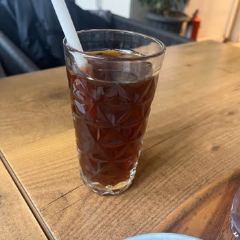 Oksijen AVM'de Hayal Kırıklığı: Yanık Tatlı Ve Eksik Sunum