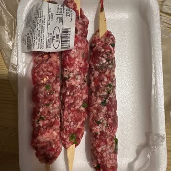 Pis Kokulu Adana Kebap Ve Sağlık Endişesi