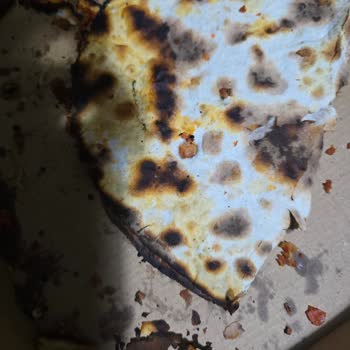 Trendyol Yemek'te Kömür Gibi Lahmacun Şoku