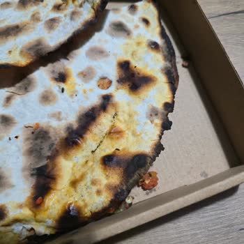 Trendyol Yemek'te Kömür Gibi Lahmacun Şoku