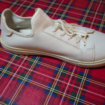 Zara Ayakkabıda Beklenmedik Hızlı Deformasyon!