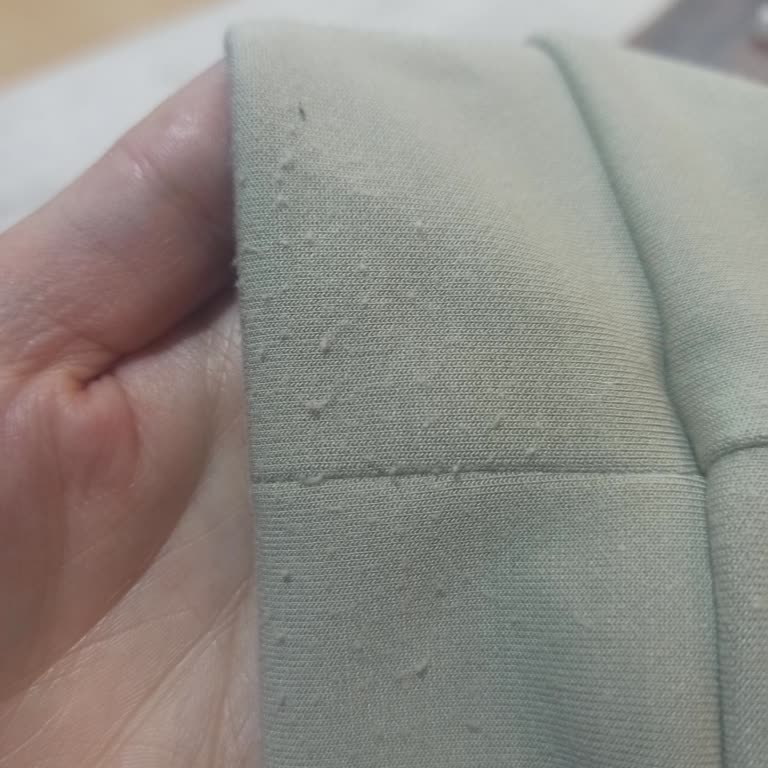Kalitesiz Sweat Ve Etiket Sorunu