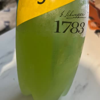 Schweppes Bitter Limon İçinde Gizemli Madde