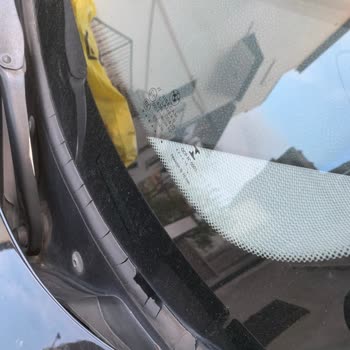 BMW 118 Ön Cam Fitilleri Sorunu