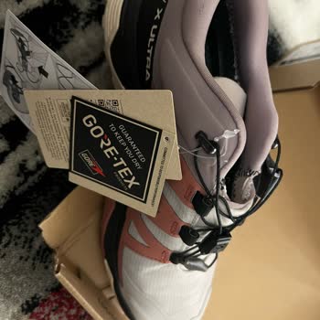 Geç Teslimat Nedeniyle Ayakkabı Değişim Mağduriyeti