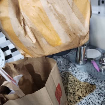 Her Siparişte Dökülen İçecekler Ve Eksik Ürünler