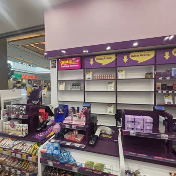 Gratis'ten Aldığım Parfüm Orijinal Değil, İade Sorunu Yaşıyorum