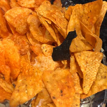 BİM Marketten Alınan Doritos'ta Yanık Madde Şoku