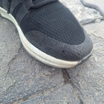 Slazenger Ayakkabıların Hızla Parçalanması