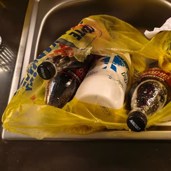 Şok Market Kurye Hizmetinde Sorun: Ürünler Kapıya Fırlatılıyor