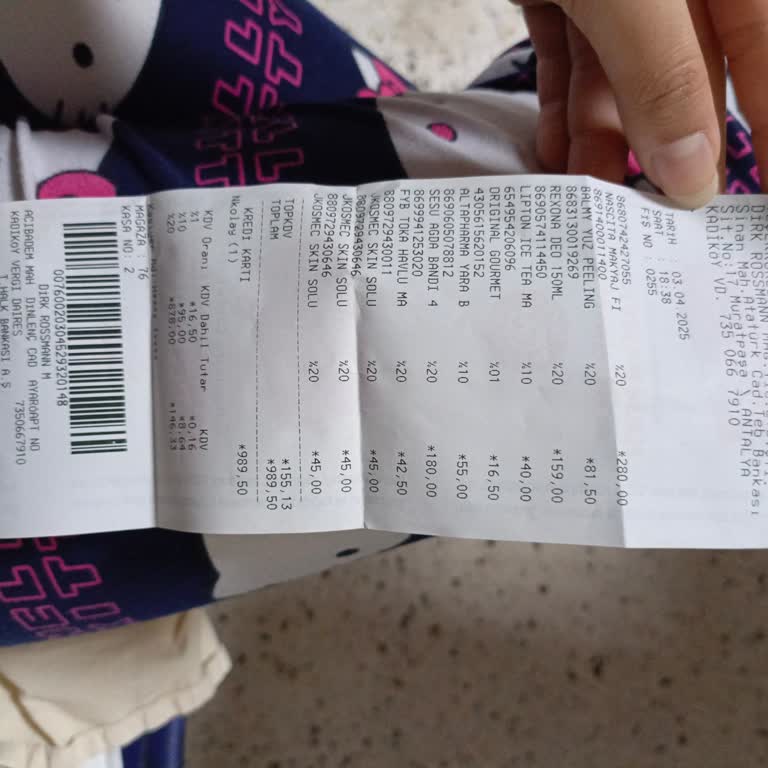 Kasiyerin Saygısız Davranışı Ve Kötü Hizmet
