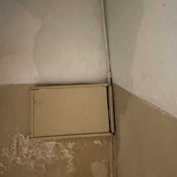 Su Saati Değişimi Sonrası Kriz: Duvardan Akan Su Ve İlgisizlik