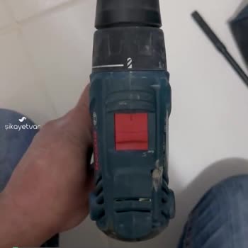 Bosch Akülü Vidalama Kıvılcım Atıyor