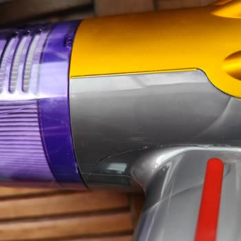 Dayanıklılık Testini Geçemeyen Süpürge