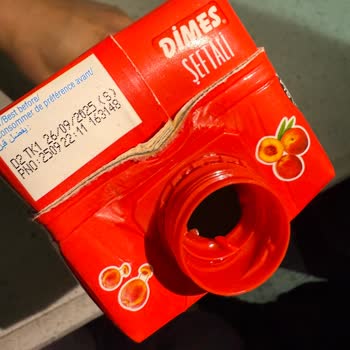 Küflü Meyve Şoku: Dimes Meyve Suyu Kabusu