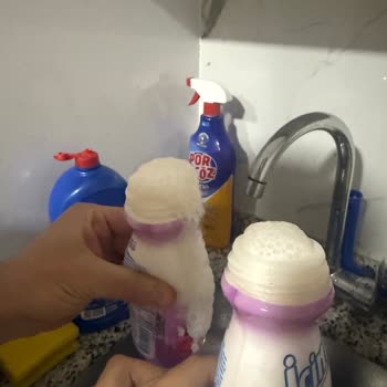 Son Kullanma Tarihi Geçmemiş Kefirin Beklenmedik Taşması Ve Kötü Tadı